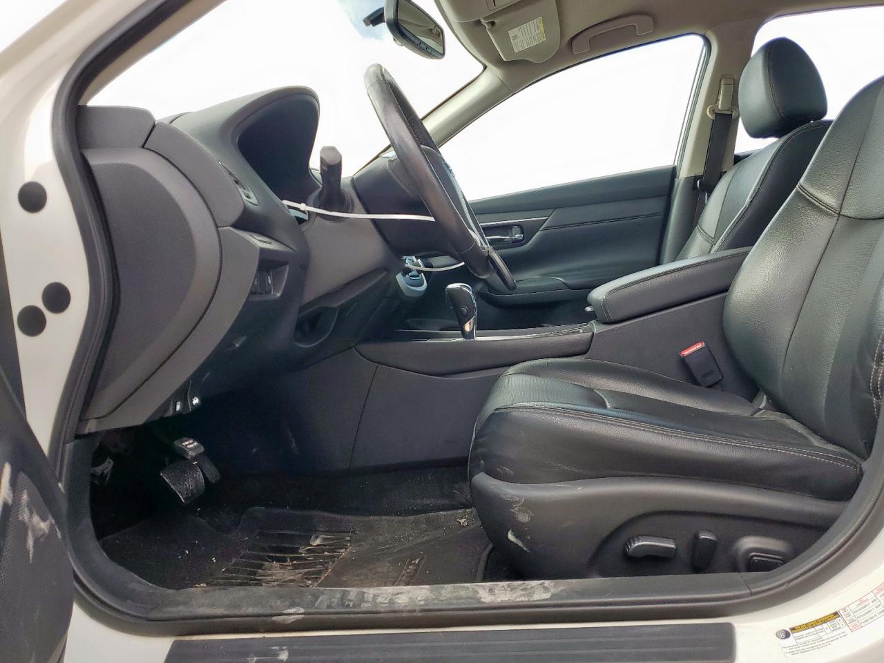 2017 Nissan Altima 2.5 - Image 7