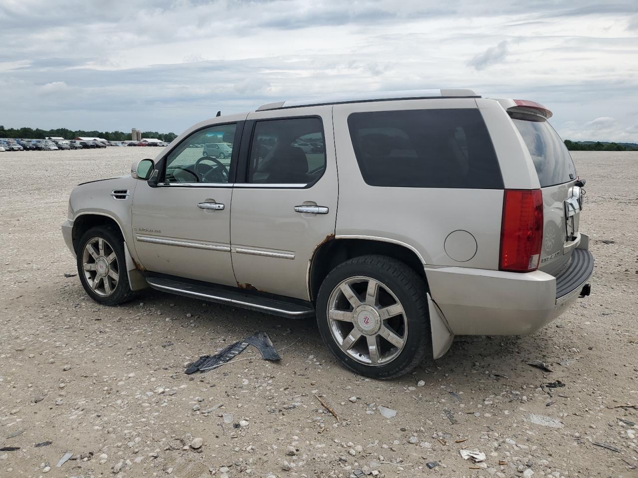 2007 Cadillac Escalade Luxury - Фото 2