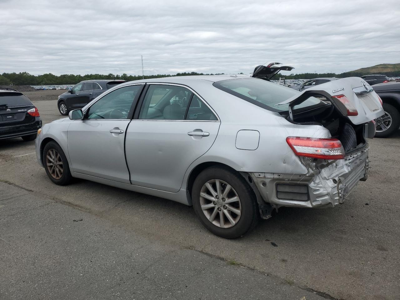2011 Toyota Camry Base - Image 2