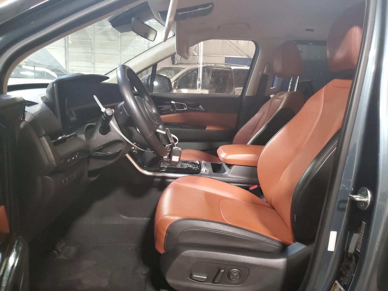 2024 Kia Carnival Sx - Фото 7