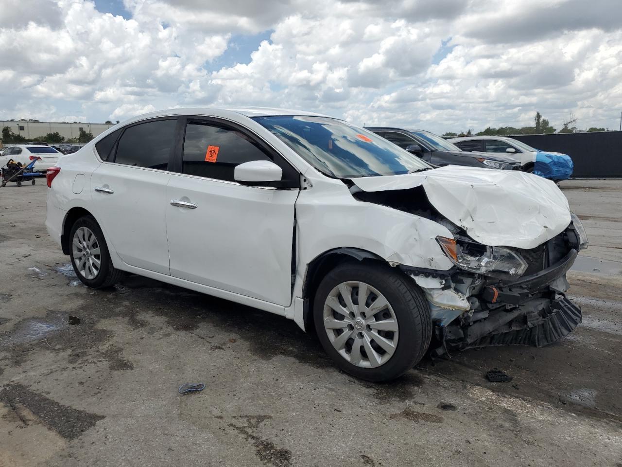 2017 Nissan Sentra S - Фото 4