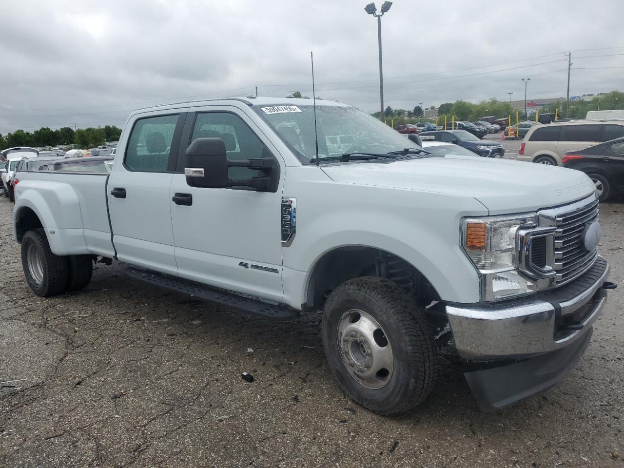 2022 Ford F350 Super Duty - Image 4