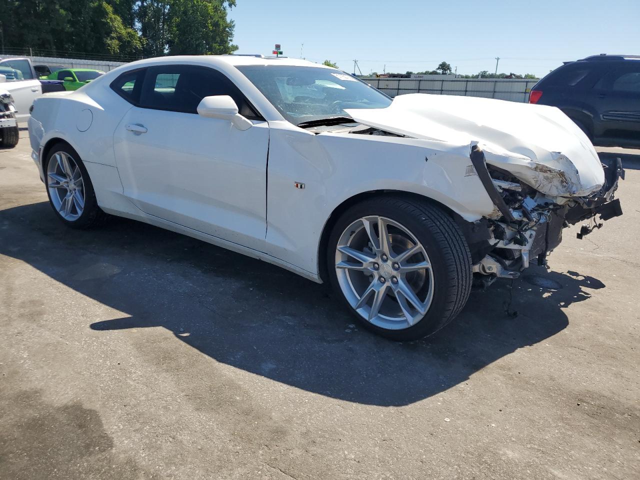 2023 Chevrolet Camaro Lt - Image 4