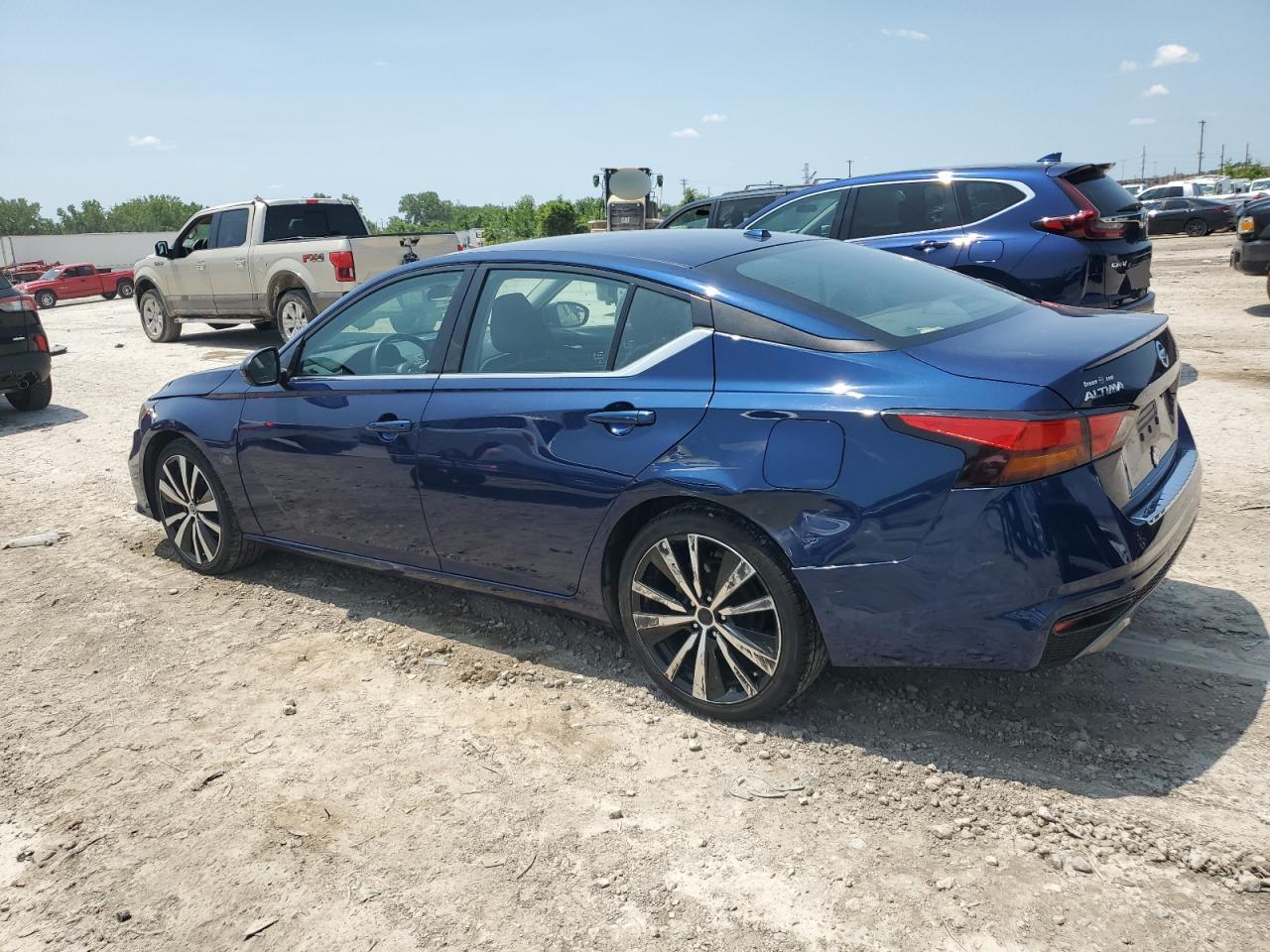 2021 Niss Altima 2.5 Sr - Фото 2