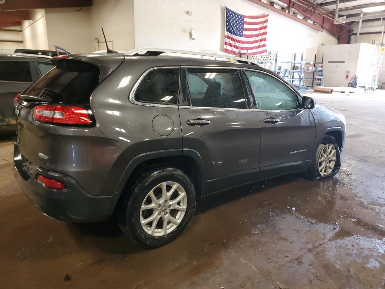 2018 Jeep Cherokee Latitude Plus - Фото 3