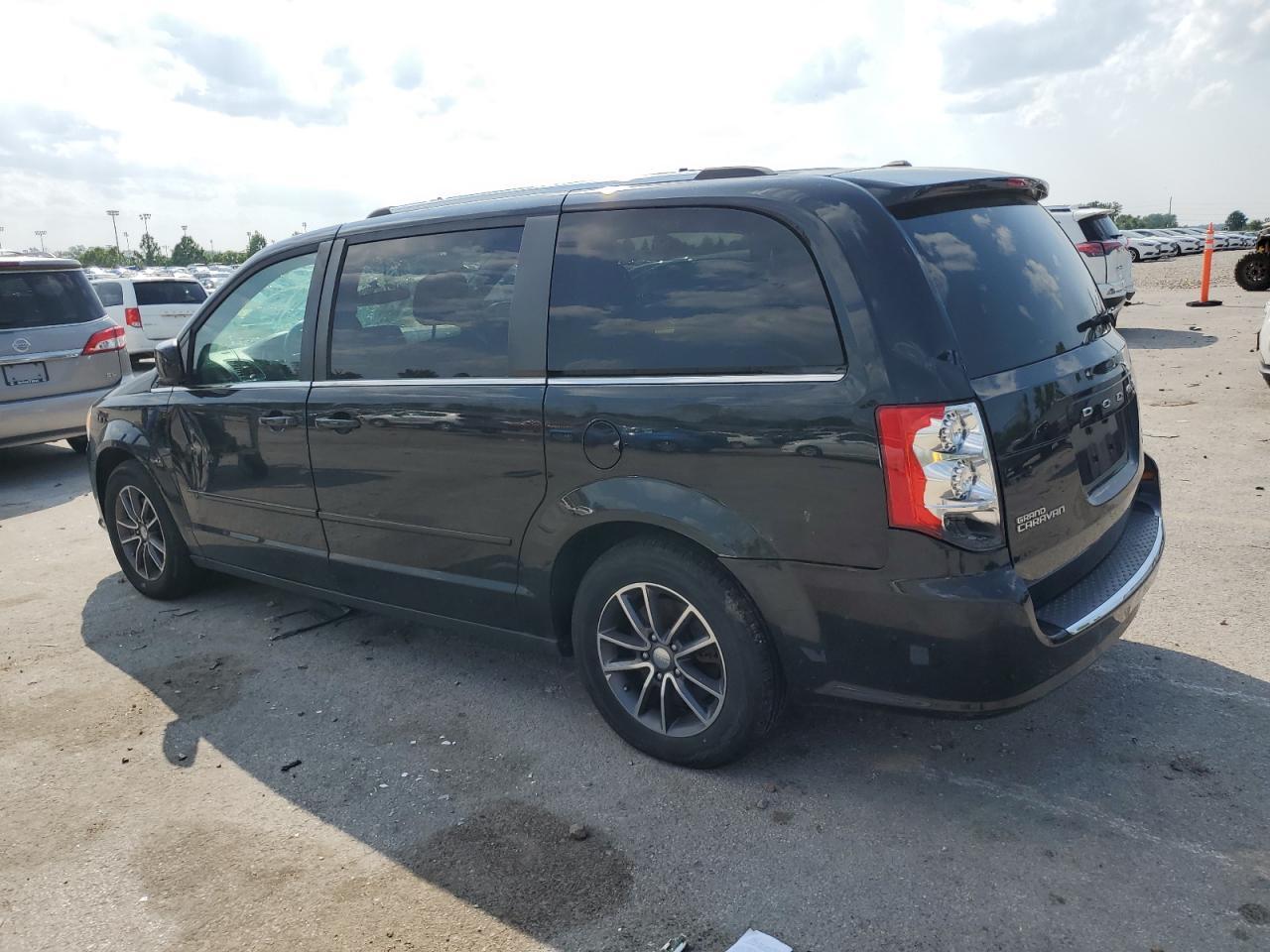 2017 Dodge Grand Caravan Sxt - Фото 2