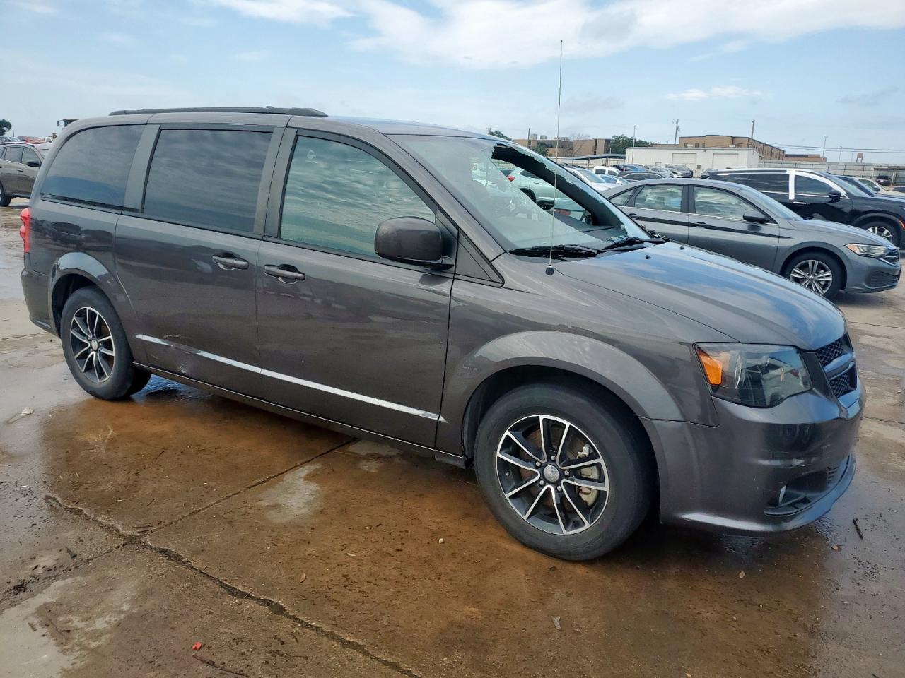 2018 Dodge Grand Caravan Se - Image 4