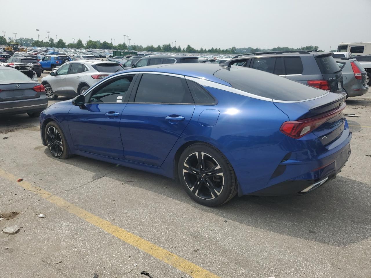 2021 Kia K5 Gt Line - Фото 2