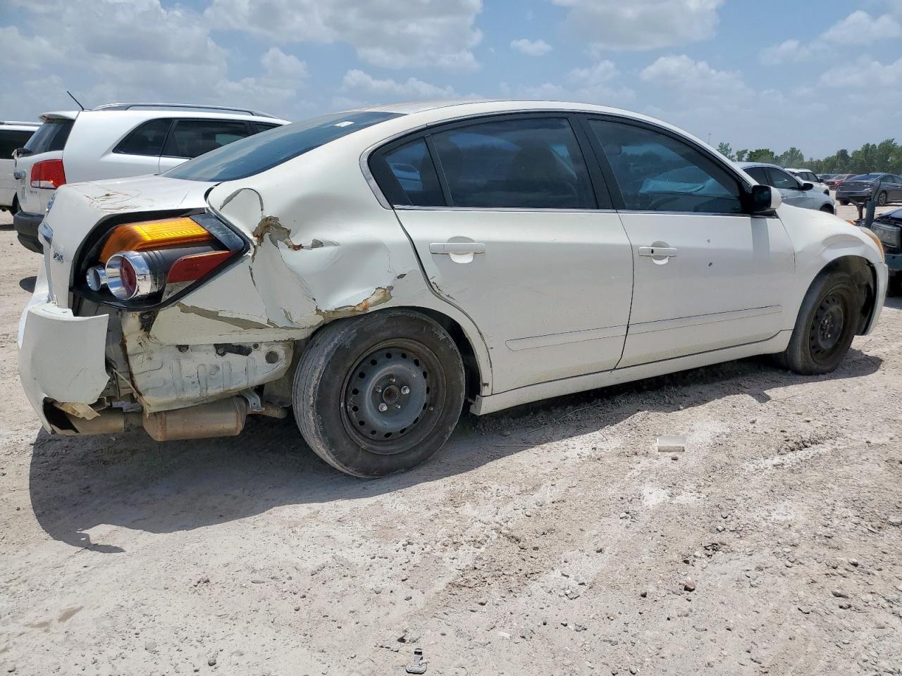 2012 Nissan Altima Base - Image 3