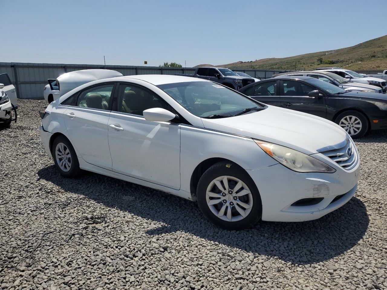 2013 Hyundai Sonata Gls - Image 4