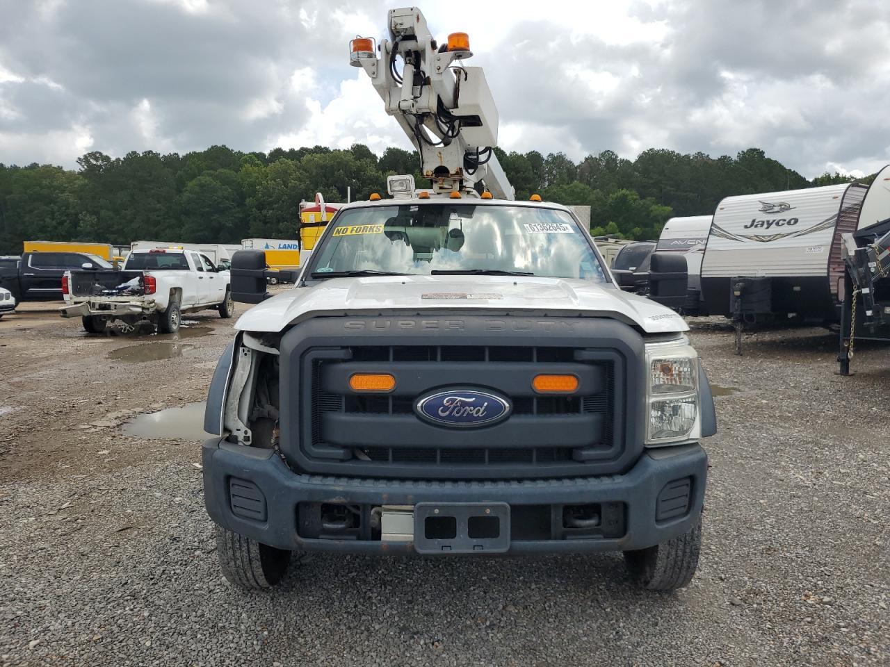 2015 Ford F450 Super Duty - Image 5