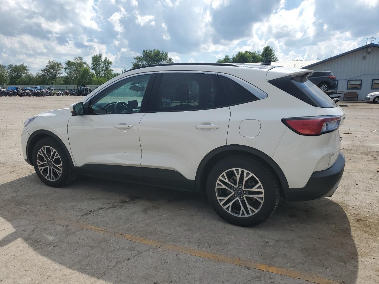 2020 Ford Escape Sel - Image 2