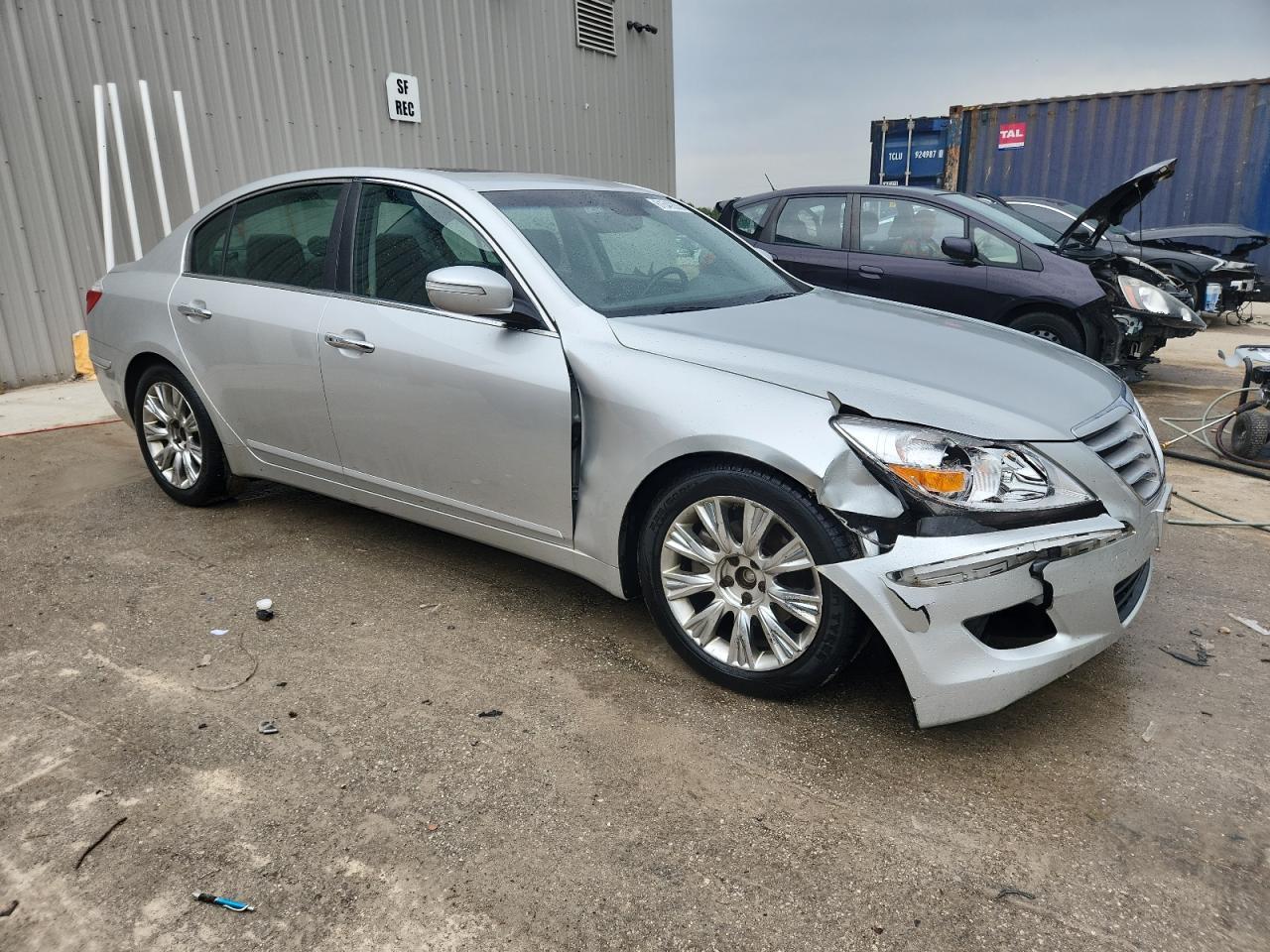 2009 Hyundai Genesis 3.8L - Image 4