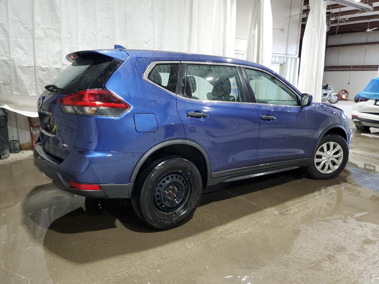 2018 Nissan Rogue S - Фото 3