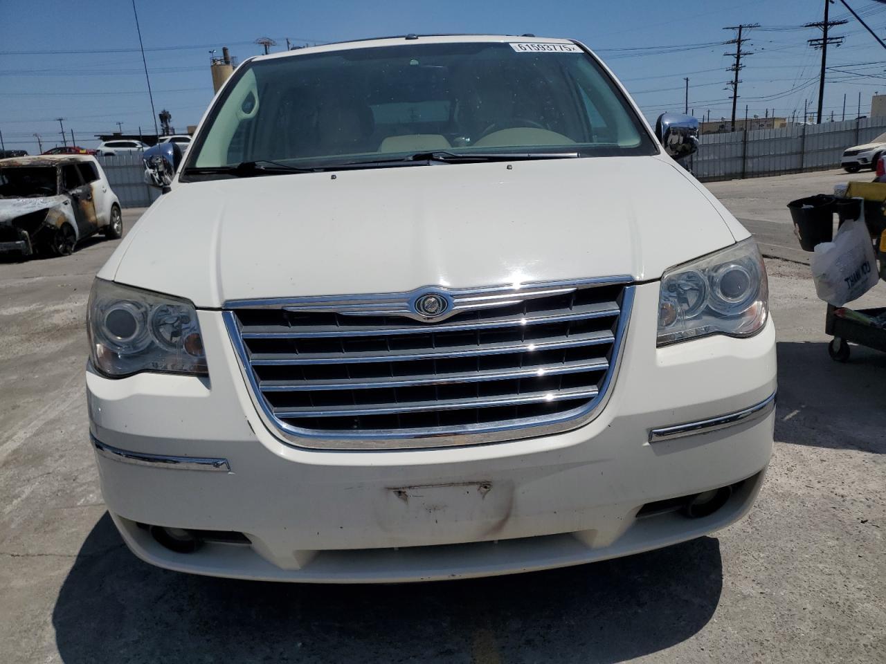 2008 Chrysler Town & Country Limited - Фото 5