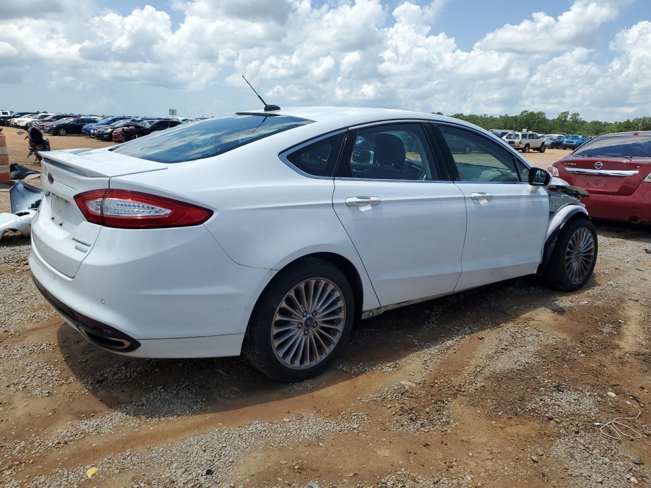 2015 Ford Fusion Titanium - Image 3