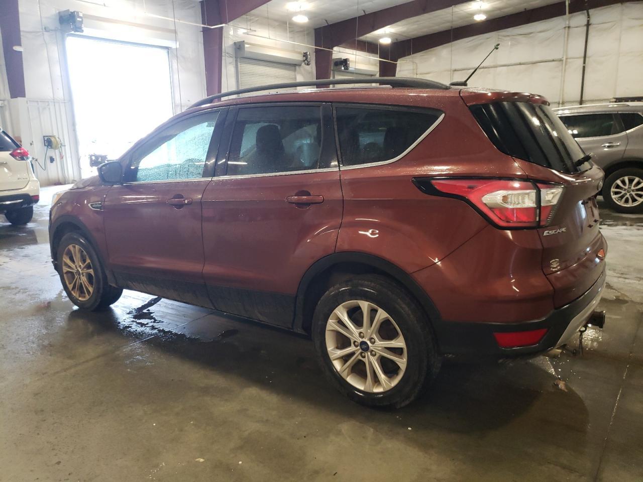 2018 Ford Escape Se - Фото 2
