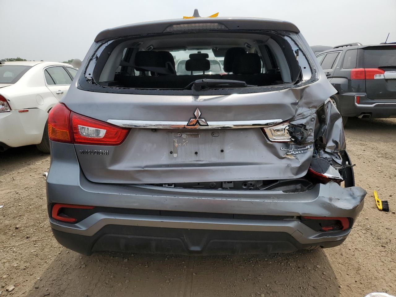 2019 Mitsubishi Outlander Sport Es - Image 6