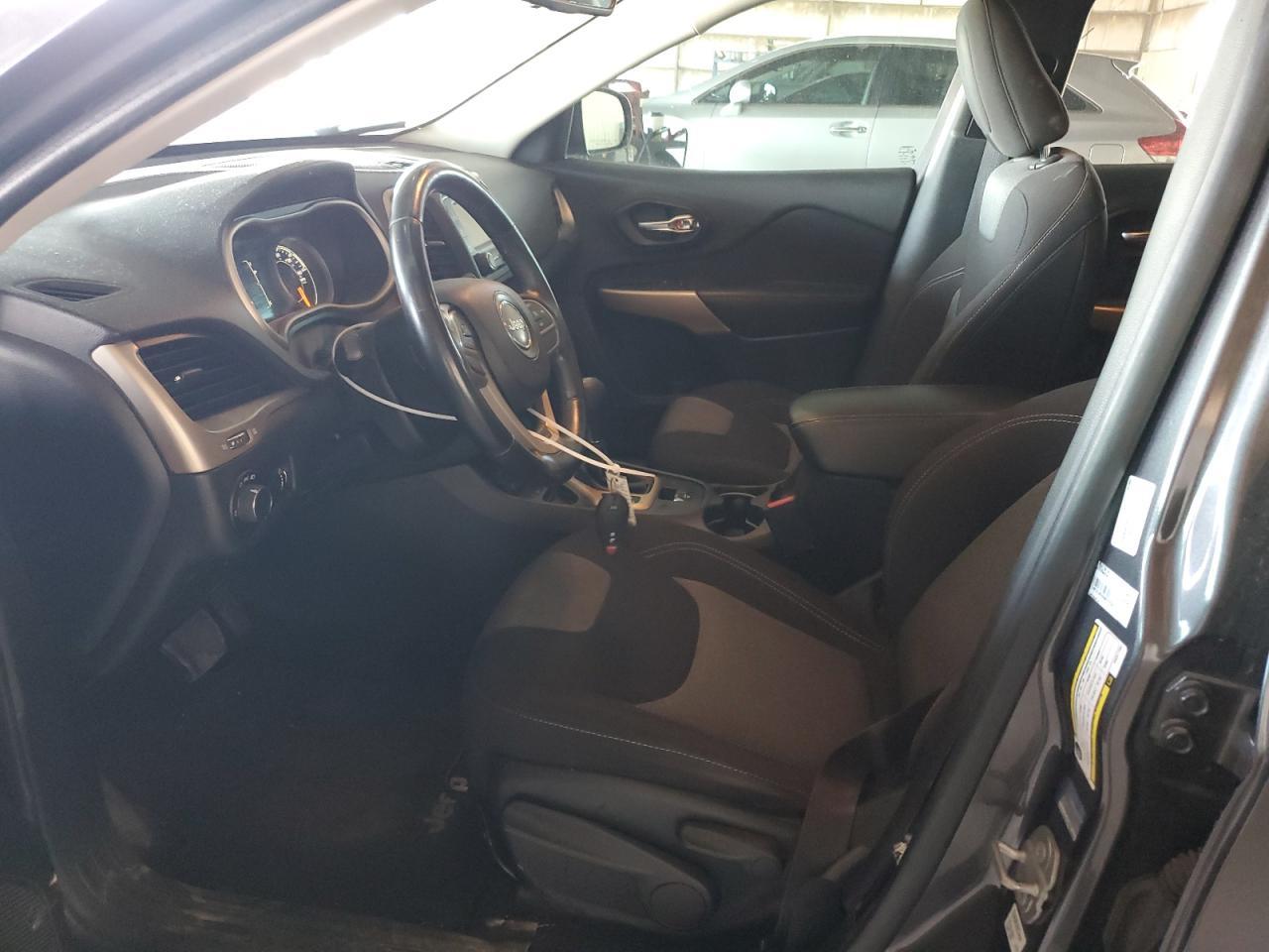 2017 Jeep Cherokee Sport - Фото 7