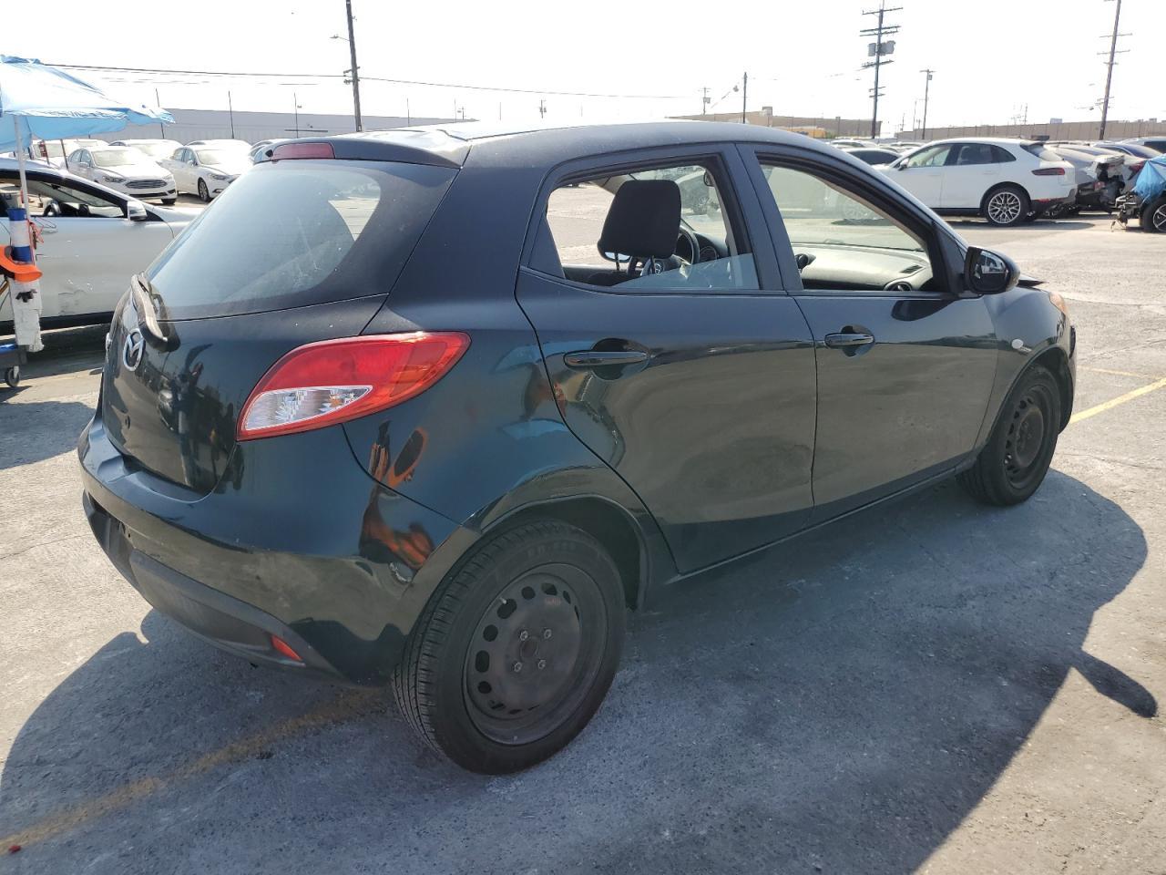 2013 Mazda Mazda2 - Image 3