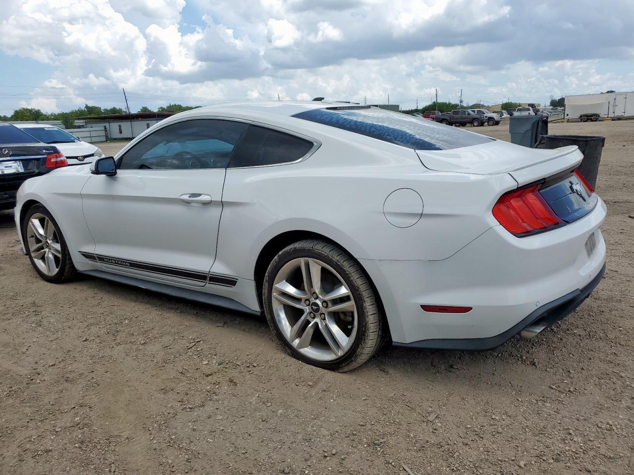 2019 Ford Mustang - Фото 2