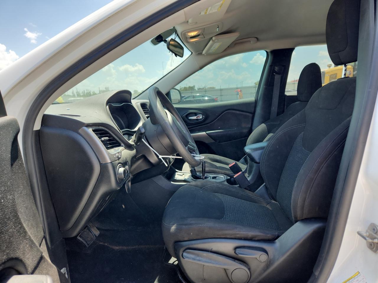 2020 Jeep Cherokee Latitude - Фото 7