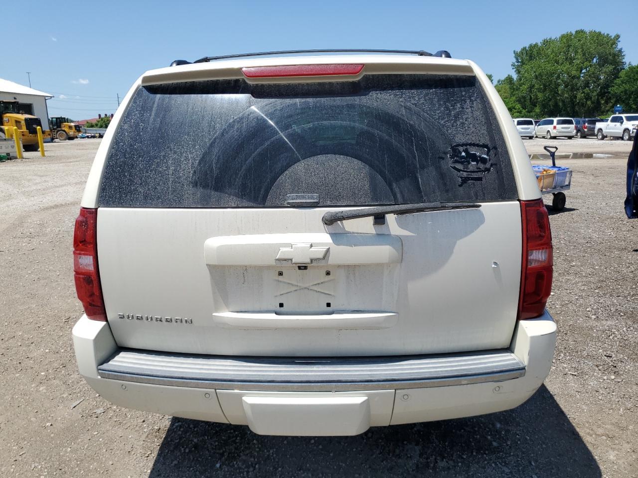 2013 Chevrolet Suburban K1500 Ltz - Фото 6
