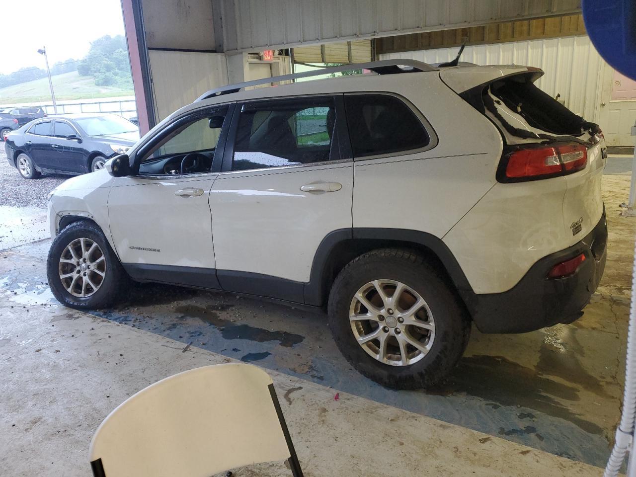 2014 Jeep Cherokee Latitude - Image 2