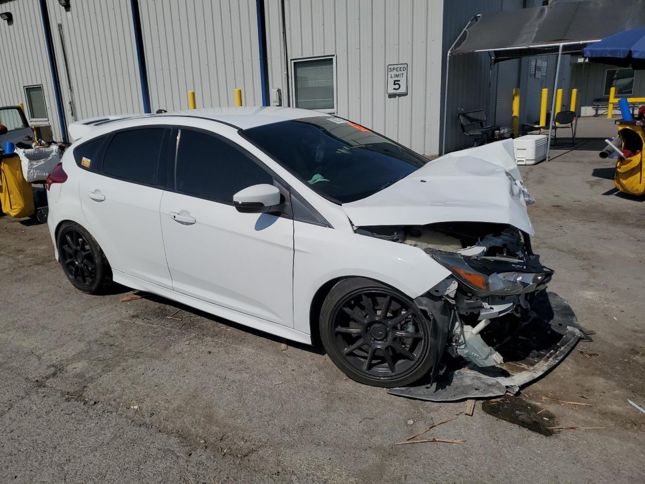 2017 Ford Focus St - Image 4
