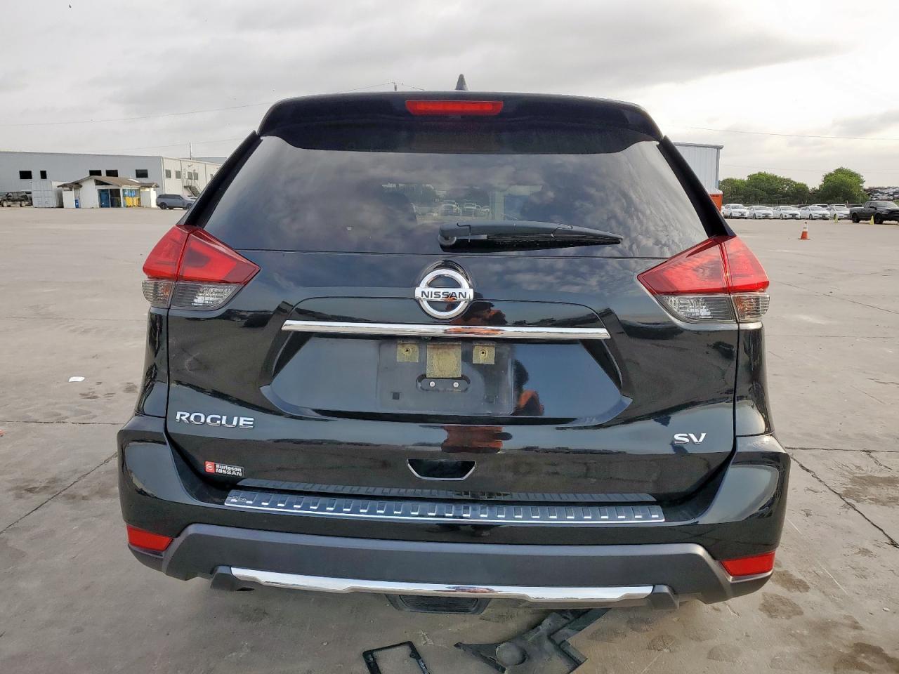 2017 Nissan Rogue S - Фото 6