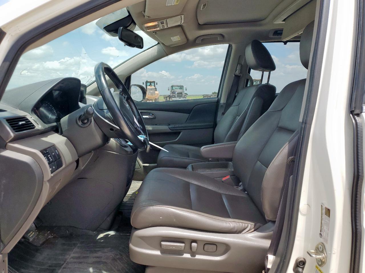 2016 Honda Odyssey Touring - Фото 7