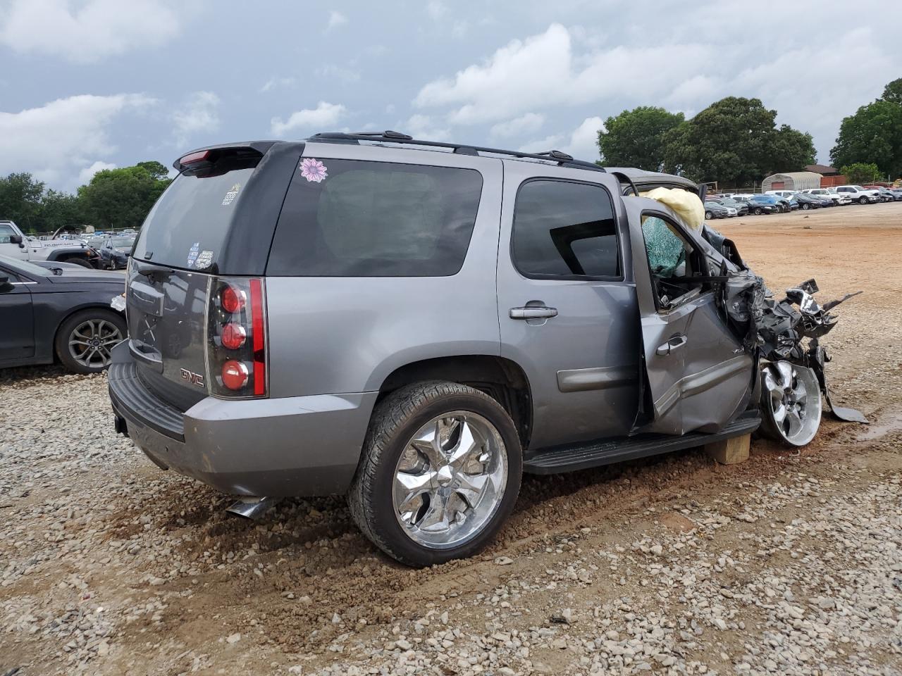 2008 GMC Yukon - Фото 3