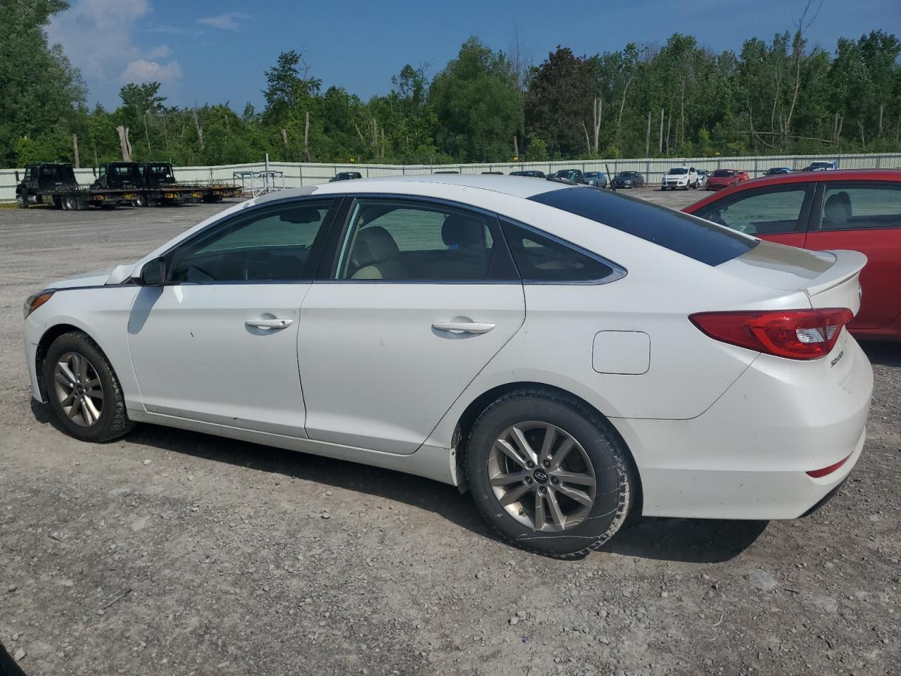 2016 Hyundai Sonata Se - Image 2