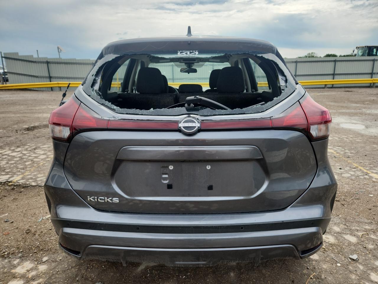 2024 Nissan Kicks S - Image 6