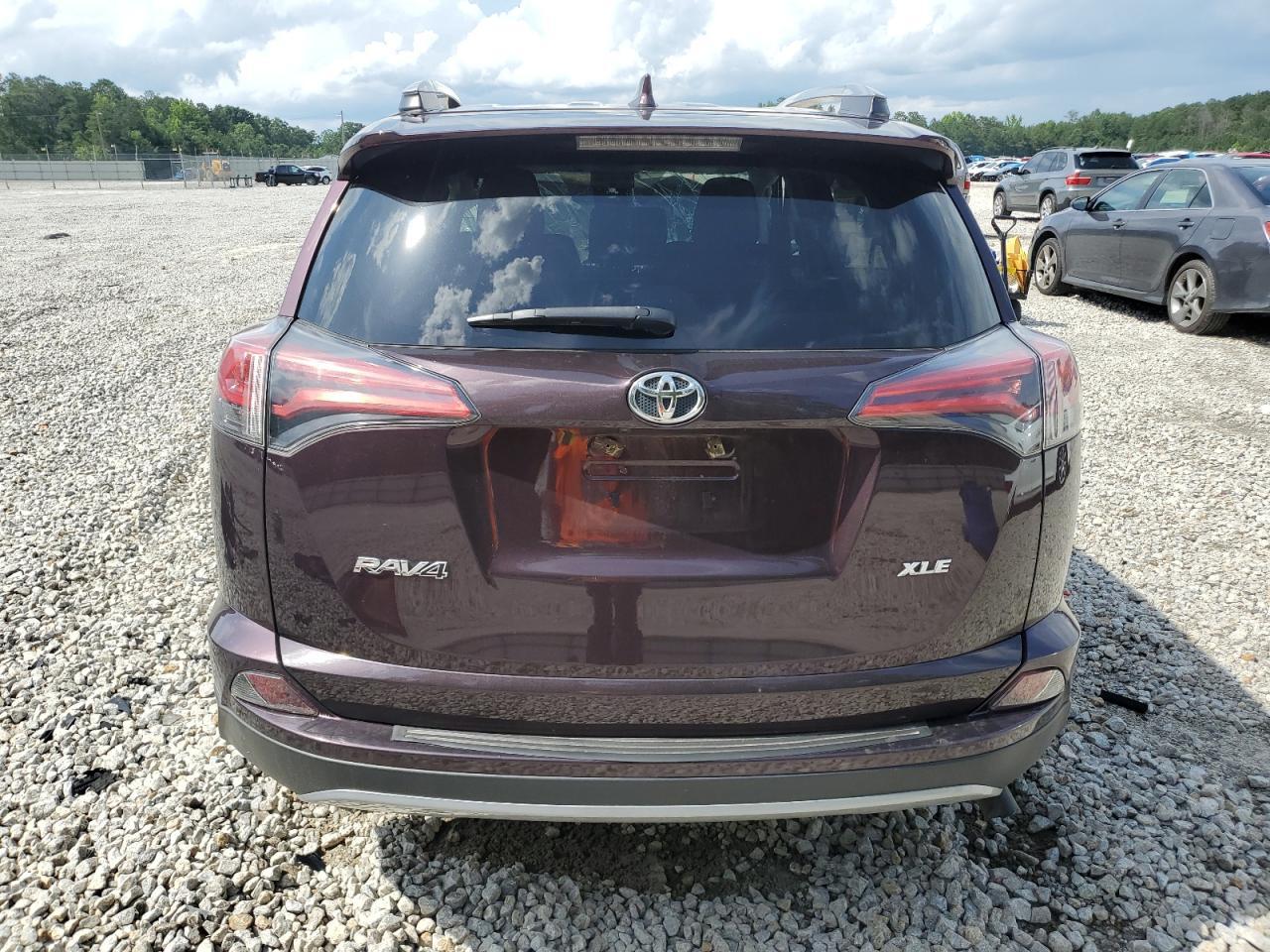 2018 Toyota Rav4 Adventure - Фото 6