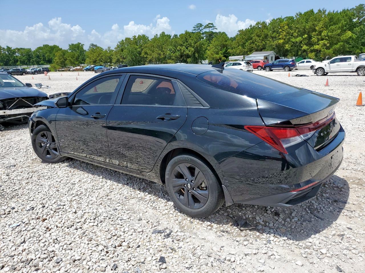 2022 Hyundai Elantra Sel - Фото 2