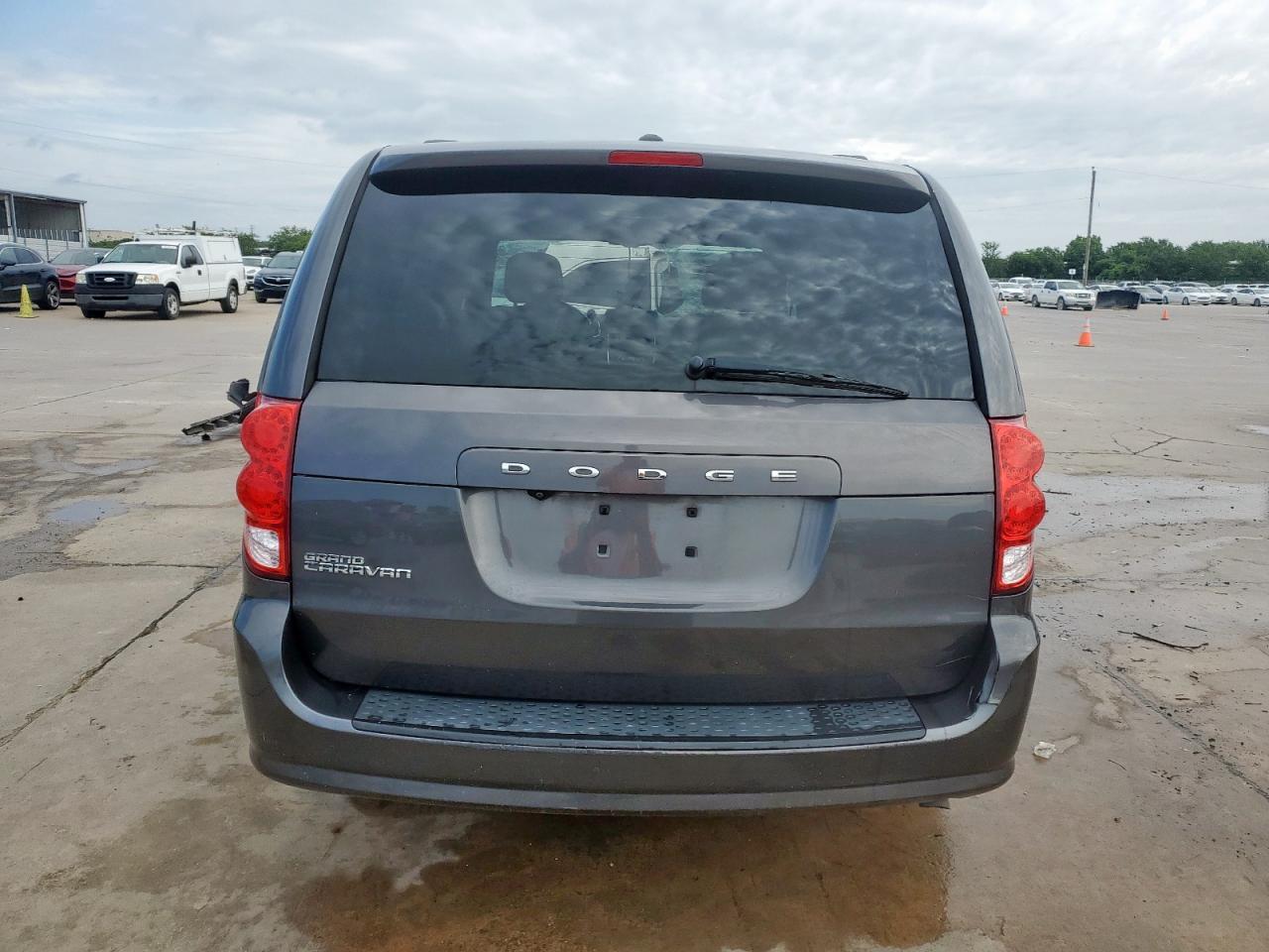2018 Dodge Grand Caravan Se - Image 6