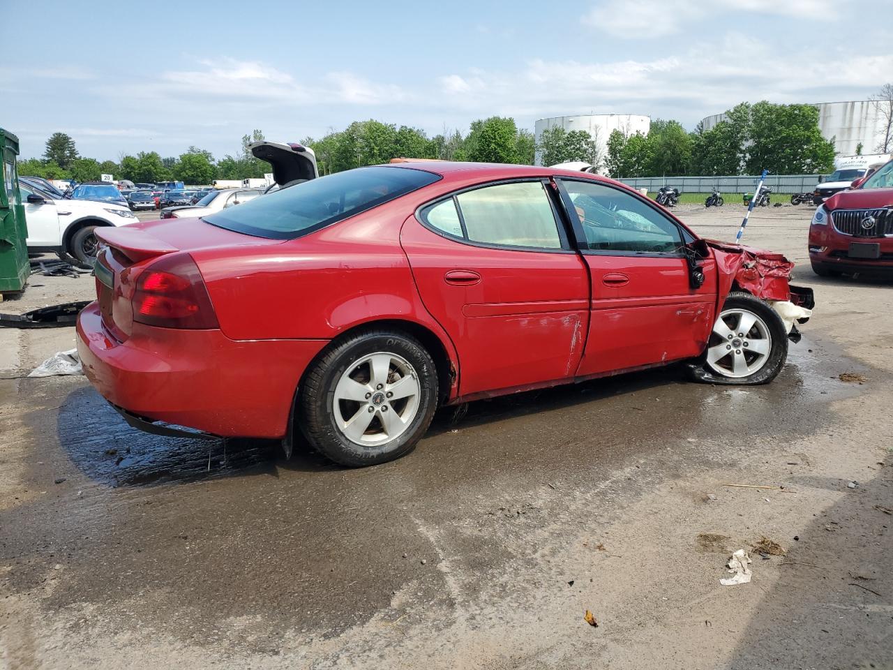 2006 Pontiac Grand Prix - Image 3