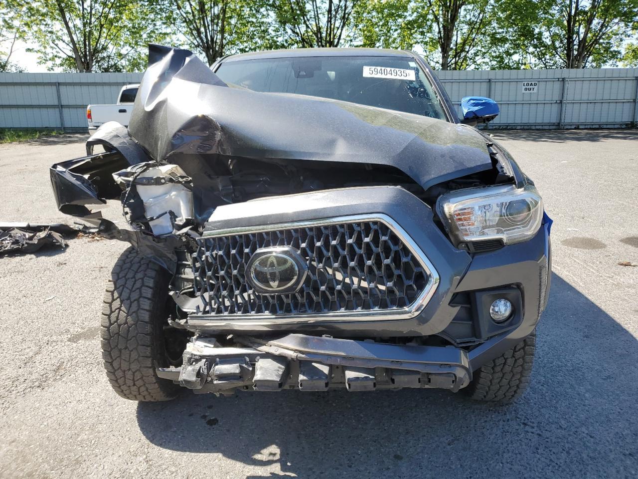 2019 Toyota Tacoma Double Cab - Image 5