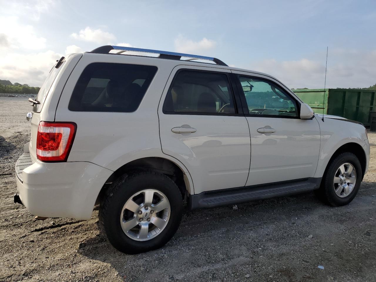 2011 Ford Escape Limited - Фото 3