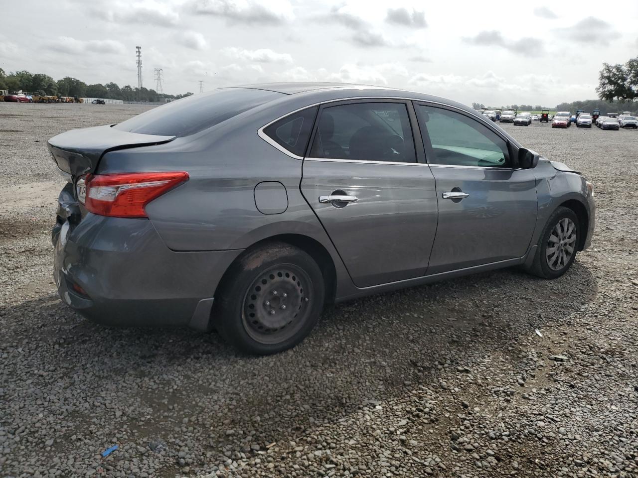 2019 Nissan Sentra S - Фото 3