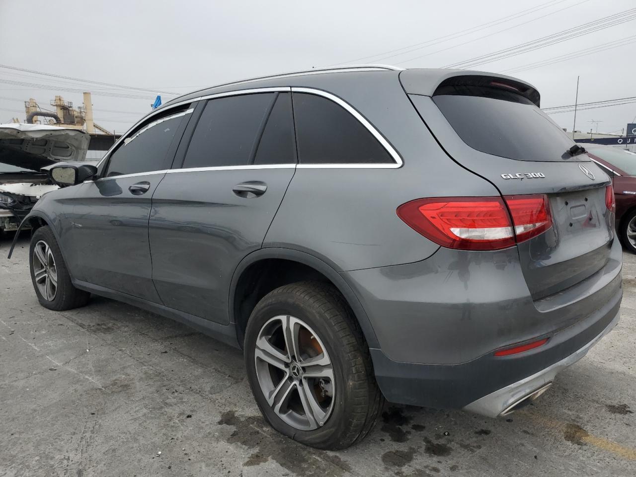 2018 Mercedes-Benz Glc 300 - Фото 2