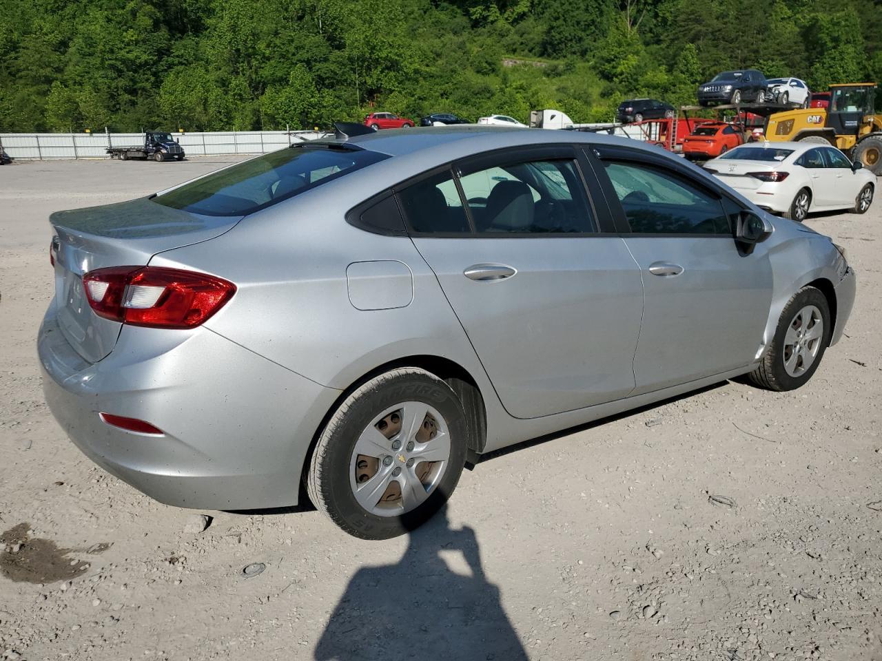 2018 Chevrolet Cruze Ls - Image 3