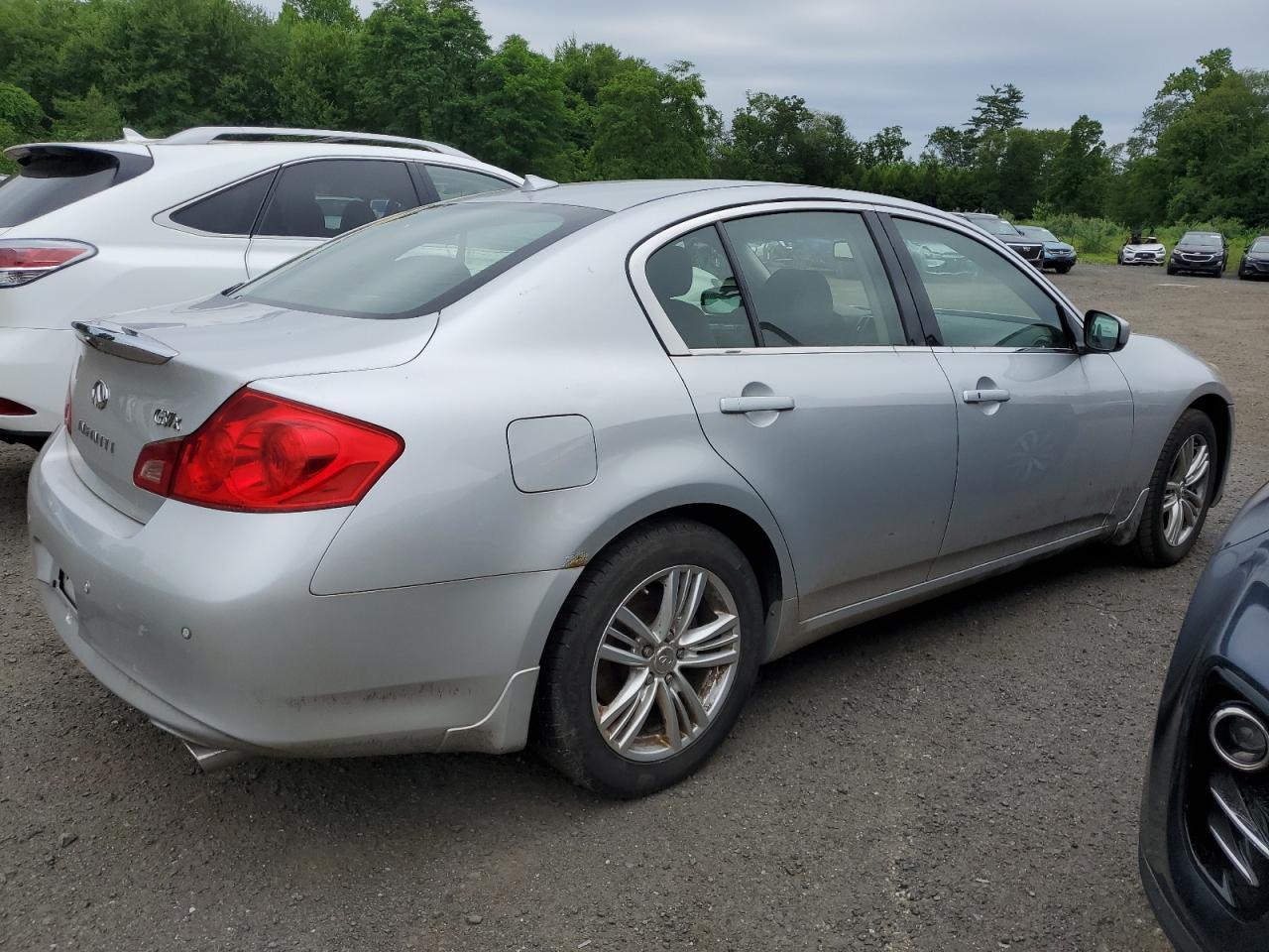 2011 Infiniti G37 - Фото 3