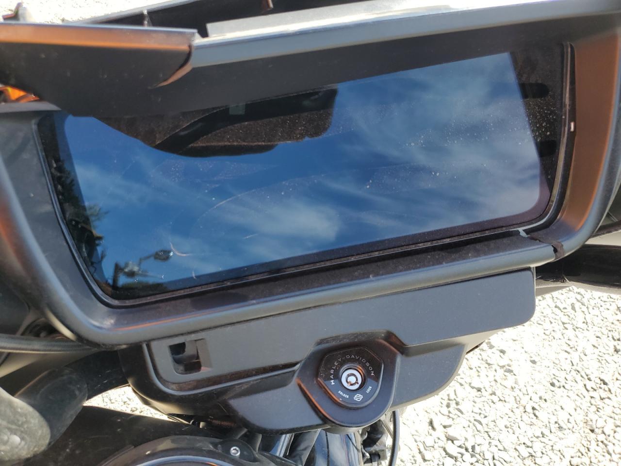 2024 Harley-Davidson Flhx - Фото 7