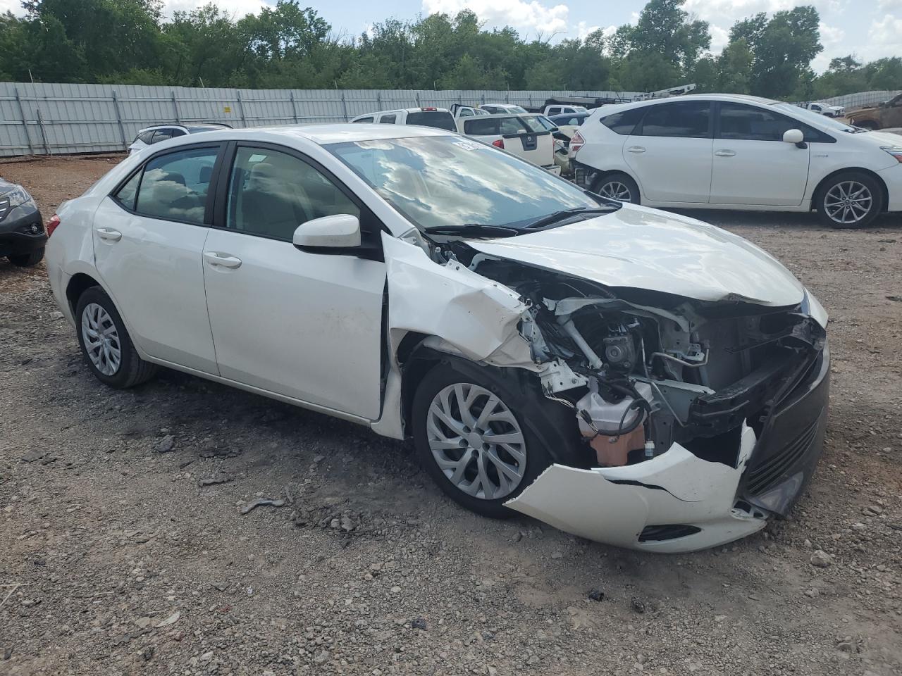 2017 Toyota Corolla L - Фото 4