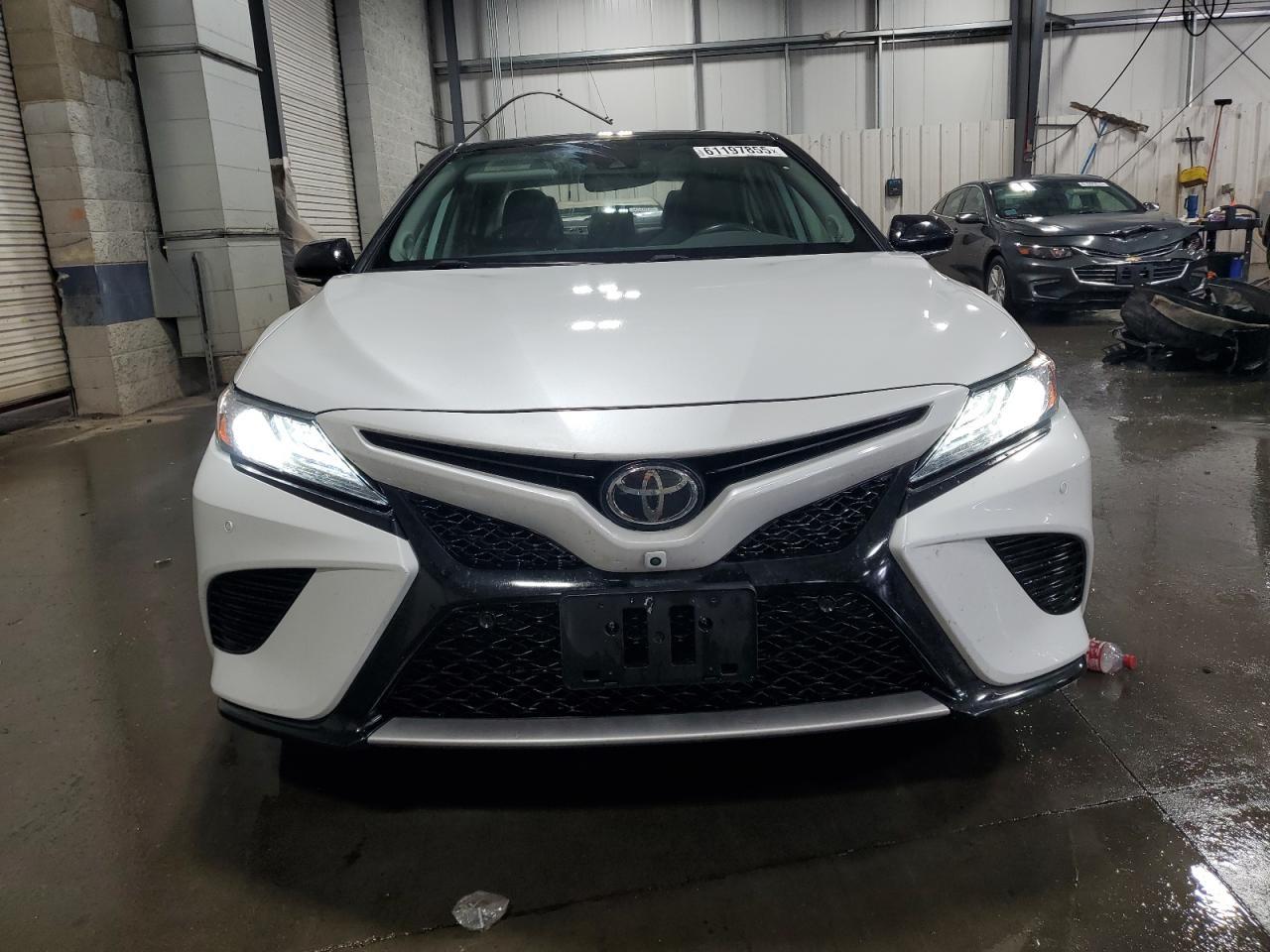 2020 Toyota Camry Xse - Image 5