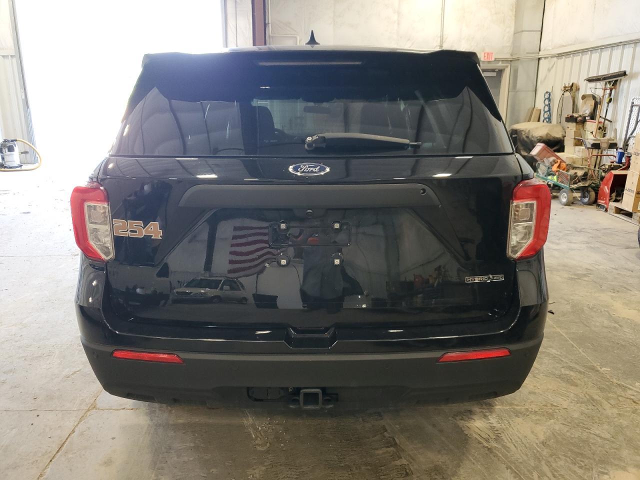 2023 Ford Explorer Police Interceptor - Фото 6