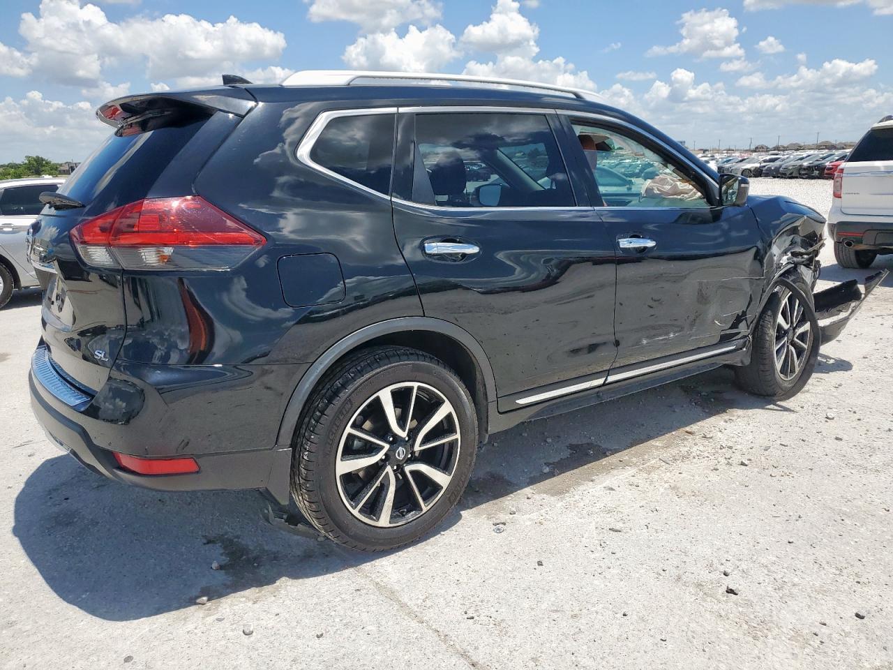 2018 Nissan Rogue S - Фото 3