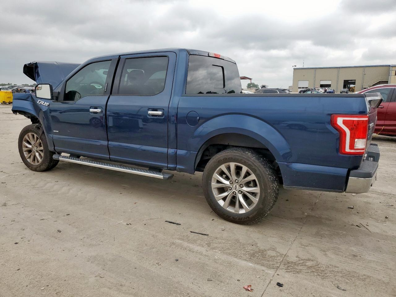 2015 Ford F150 Supercrew - Фото 2